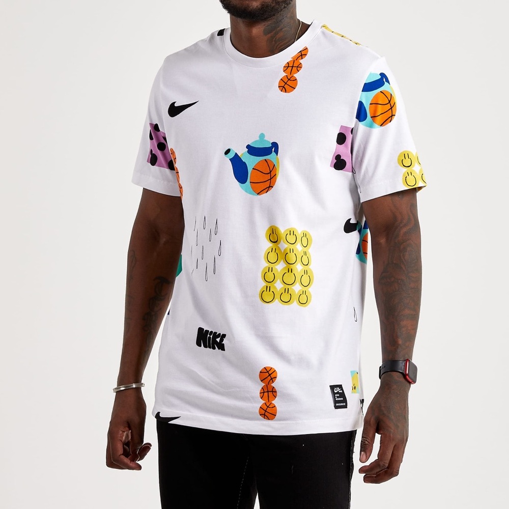 NIKE A.I.R. Max 90 David Bruce Graphic T- Shirt Size‎ L